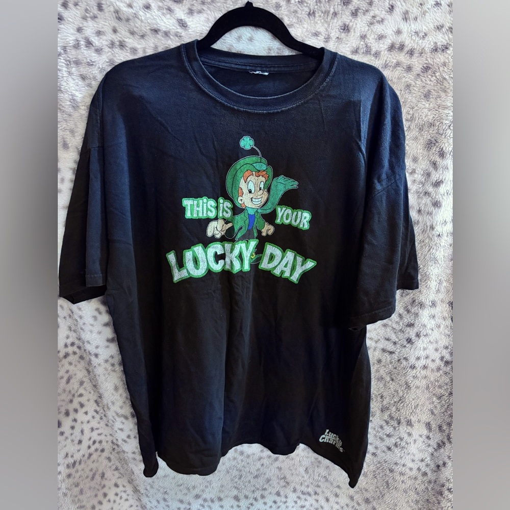 MENS VINTAGE LUCKY CHARMS TEE